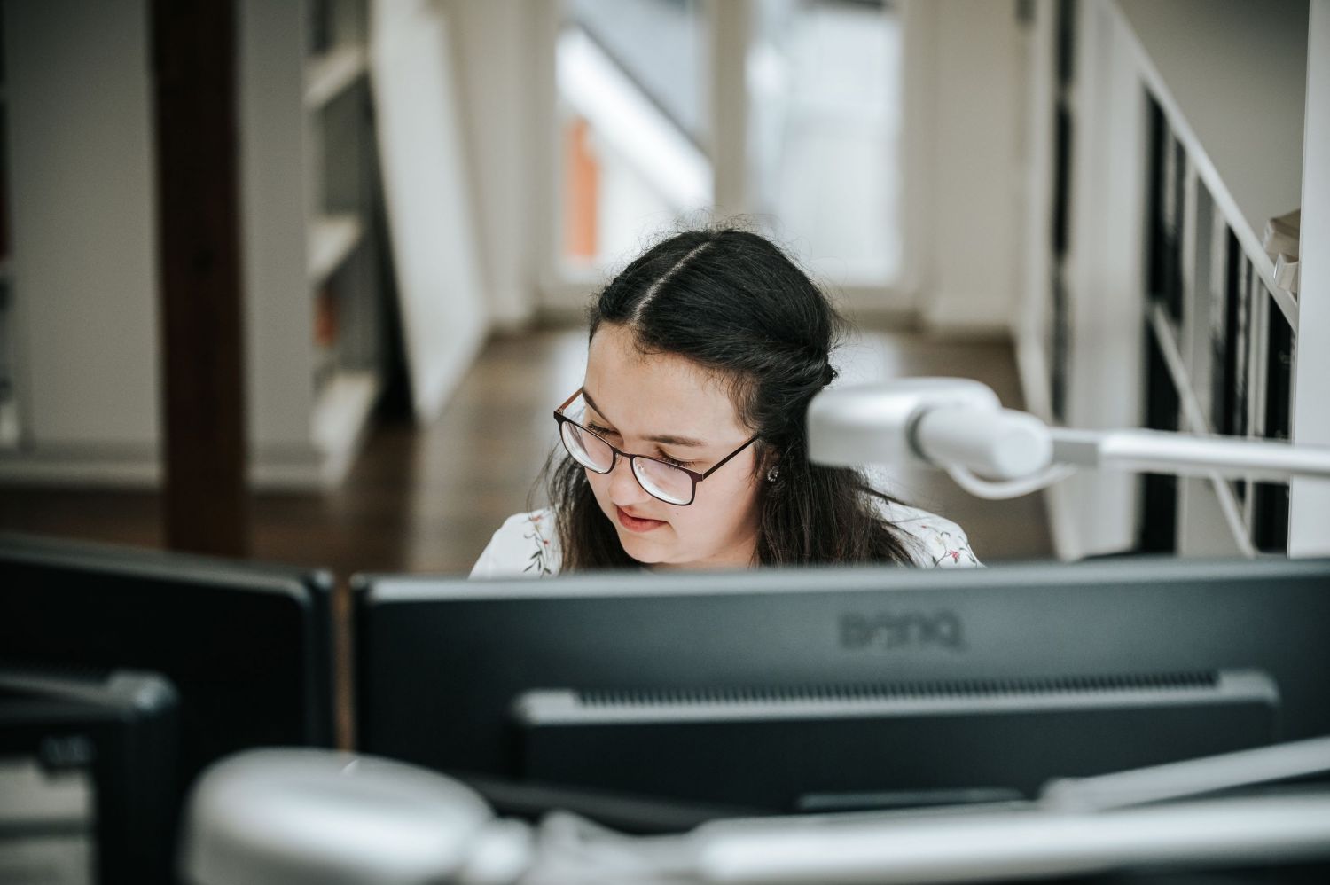 Auszubildende am Arbeitsplatz